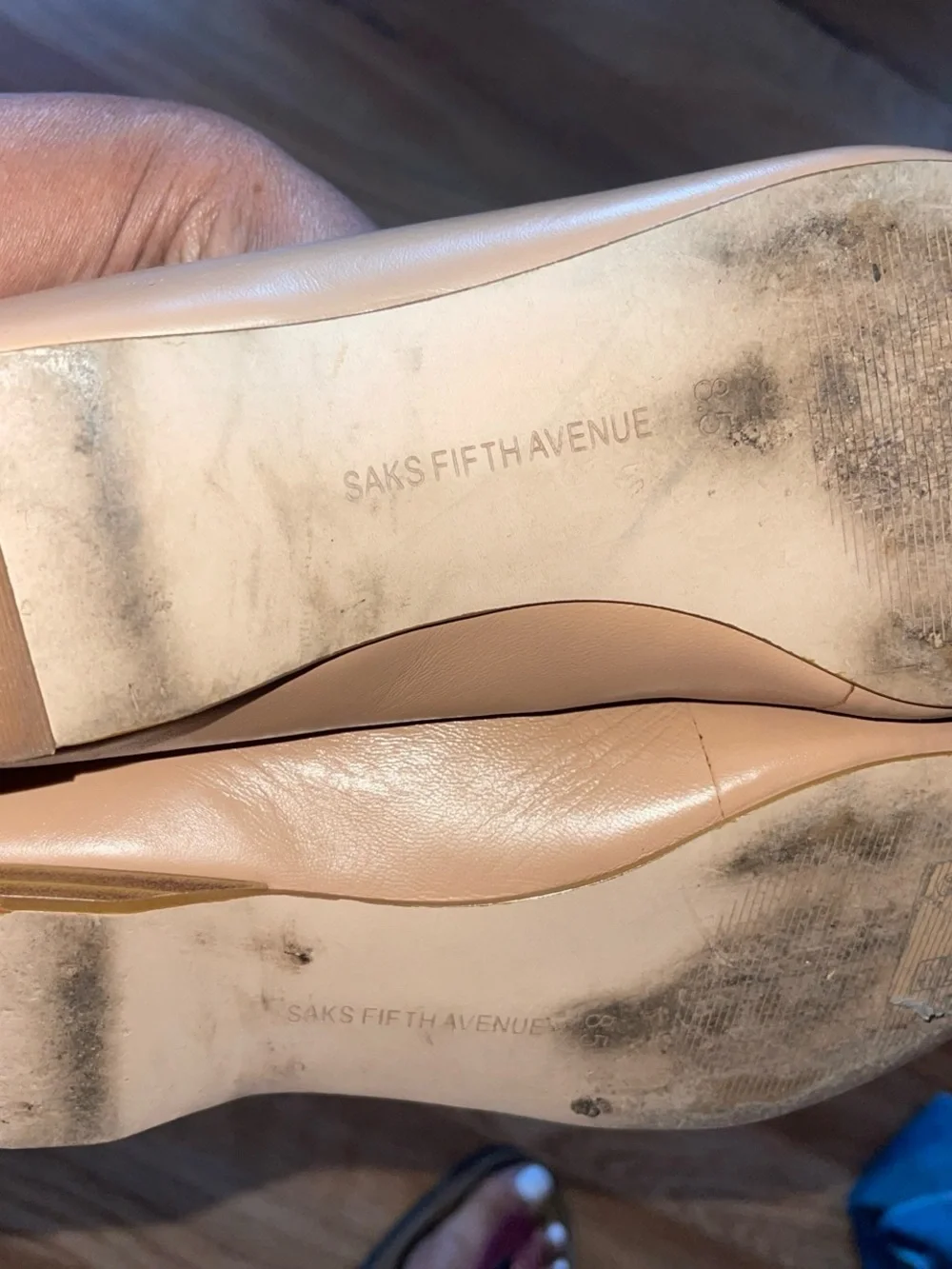 Saks Fifth Avenue elegant pointed